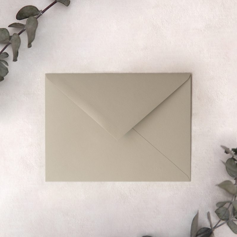 Sobre Clásico Grigio