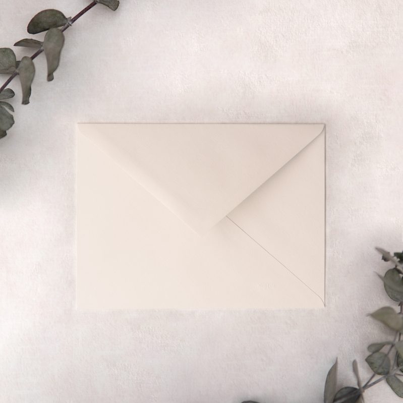 Sobre Clásico Avorio