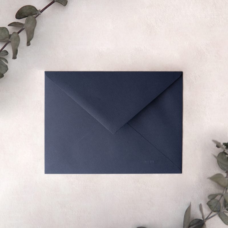 Sobre Clásico Índigo